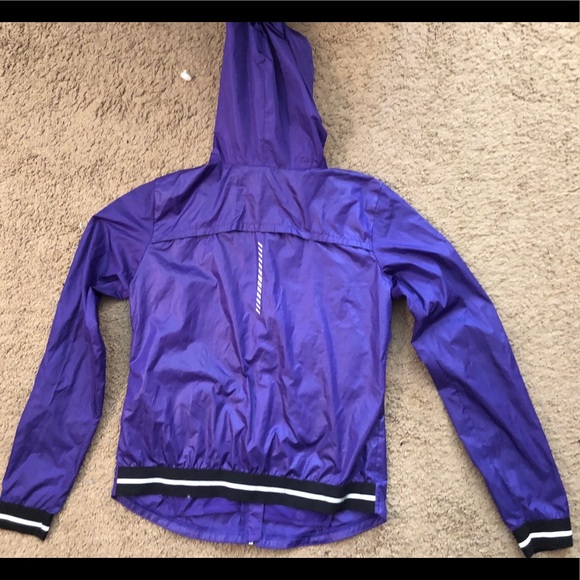 UnderArmour Jacket - Picture 2 of 4